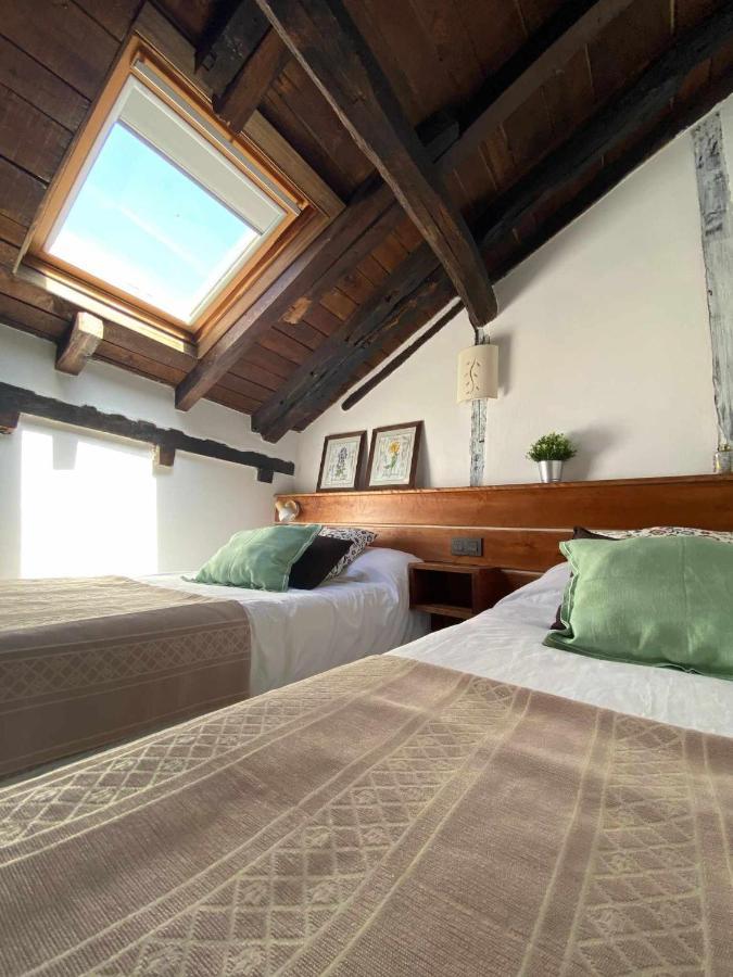 Casas De Quintanilla 3